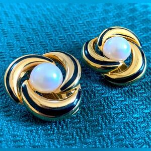 Vintage Vendome Earrings Clip on Faux Pearl Gold Black Enamel 80s Fashion